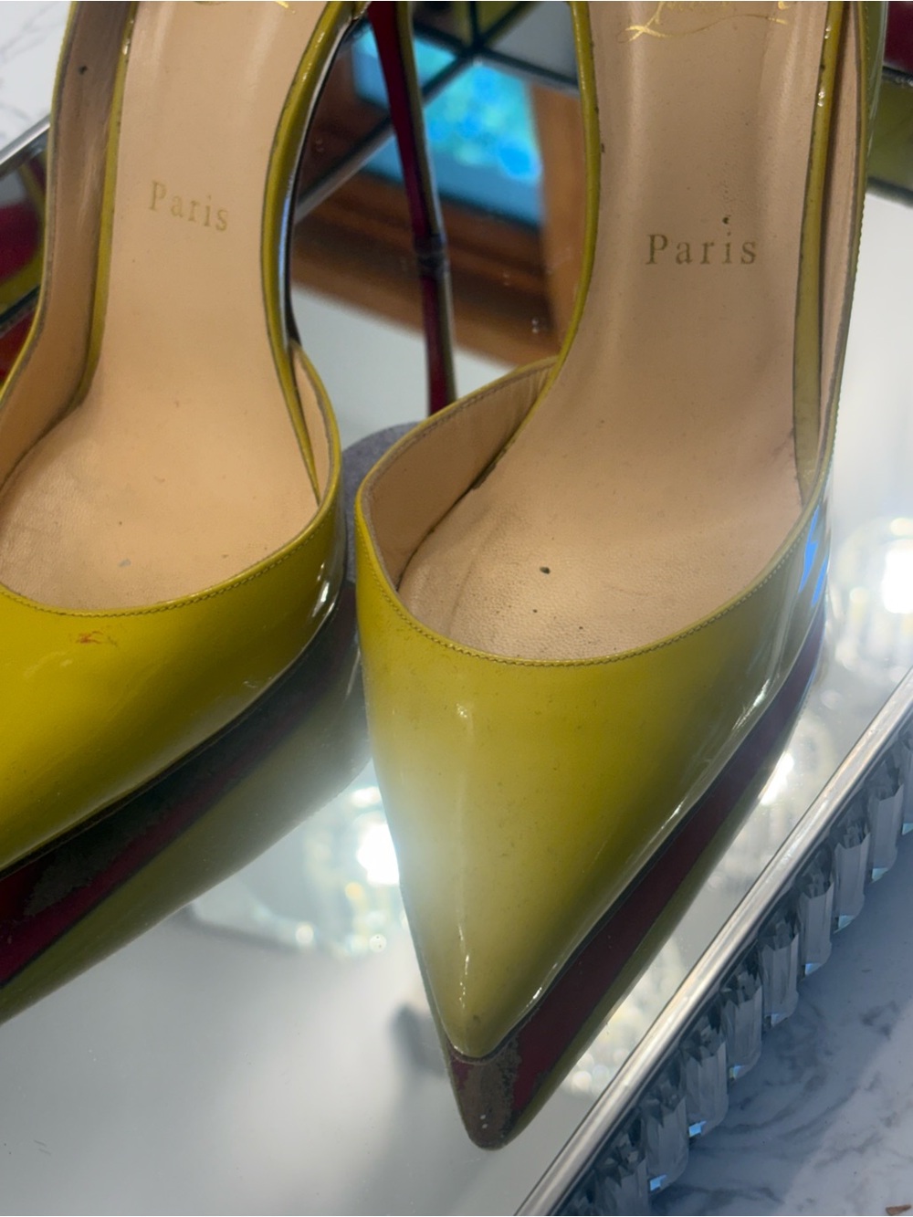 Authentic Christian Louboutin Yellow Patent Women’s Pumps - Picture 4 of 11